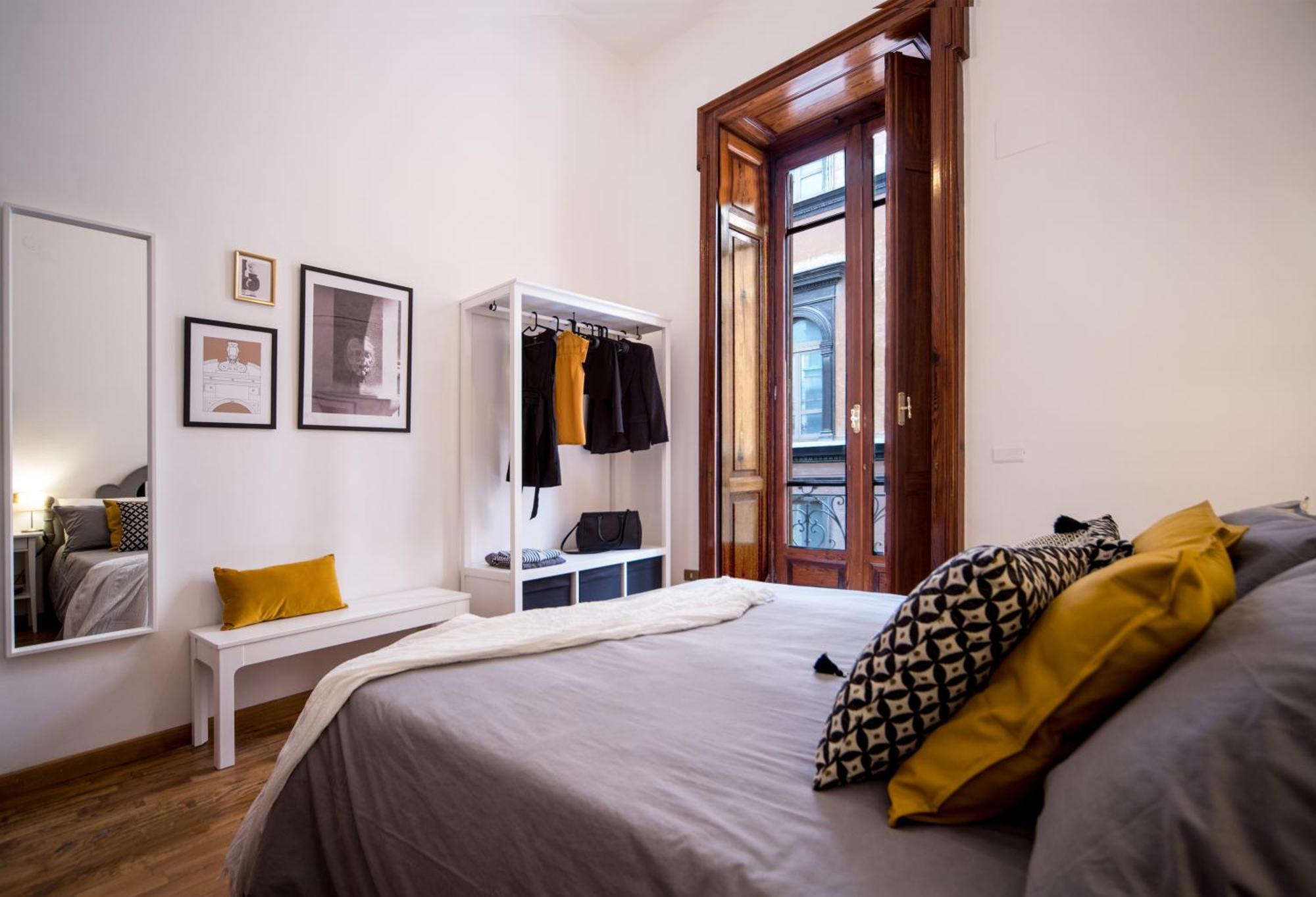 Gocce Villas - Casa Frangio Modern Apartment Historical Centre Napels Buitenkant foto